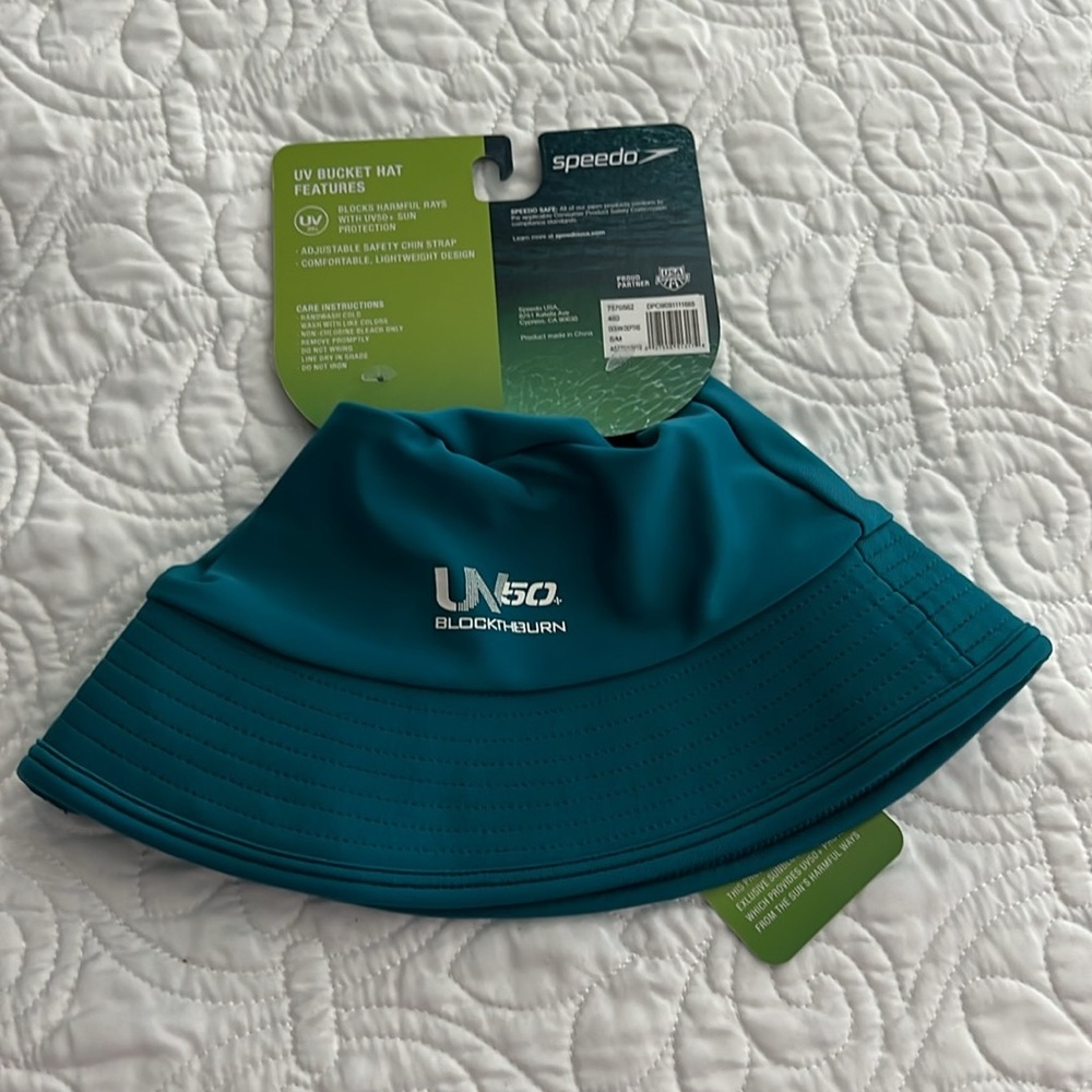 Speedo swim hat - Picture 2 of 5